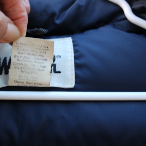 Woolrich Down Nylon Quilted Youth Vest Navy Blue Small Snaps Pockets High & Low - Picture 6 of 7